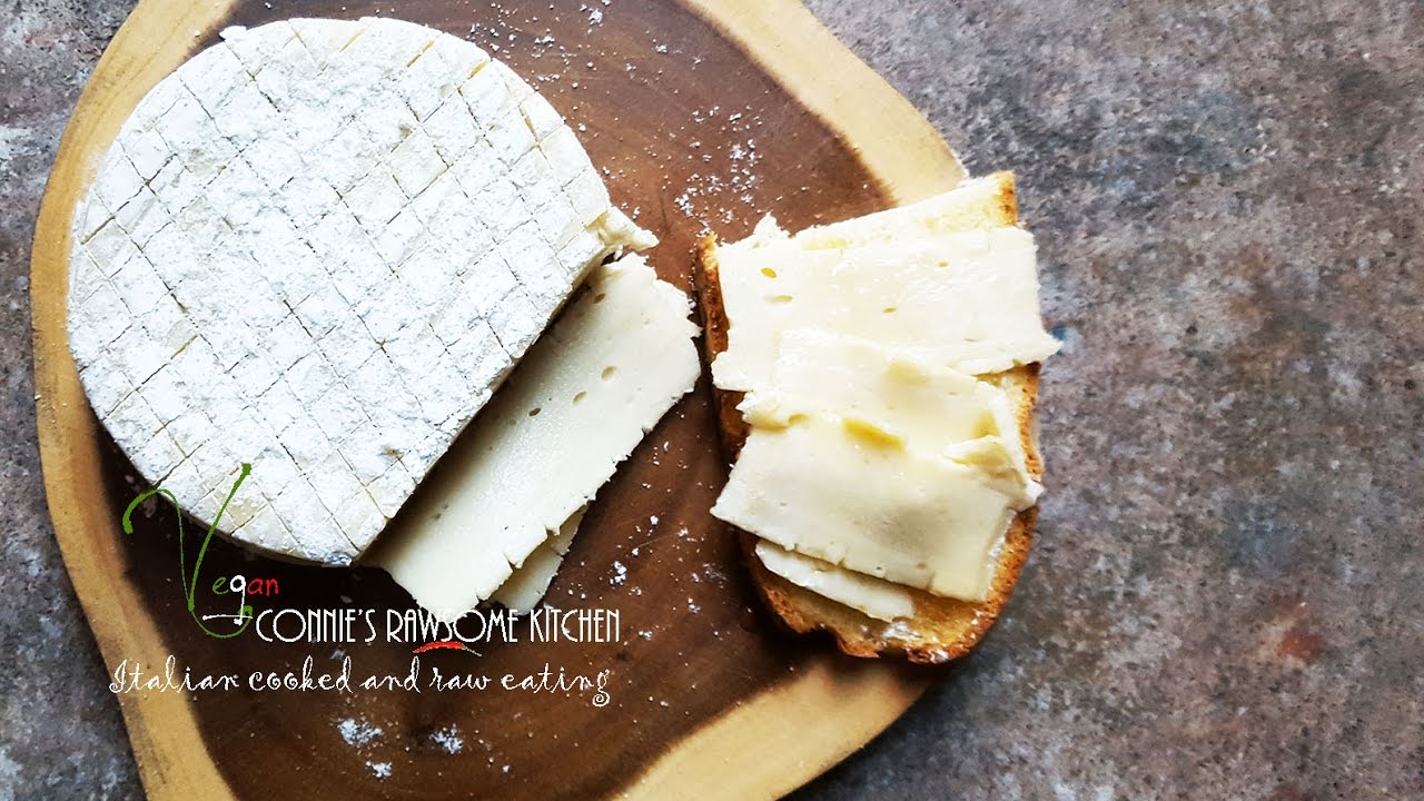VEGAN BRIE ON CORNBREAD | Connie