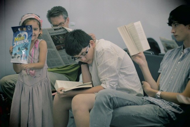airport-with-kids.jpg