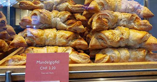 Mandel Gipfel: Swiss German version of an almond croissant photo: Mandel Gipfel: Swiss German version of an almond croissant