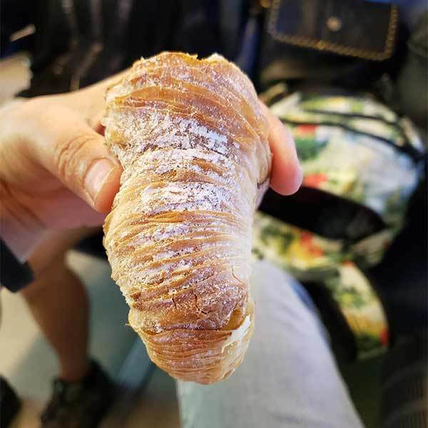 Sfogliatella IN sicilly Sfogliatella IN sicilly