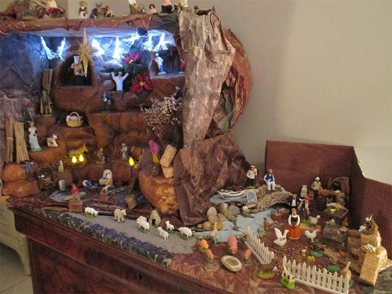 Christmas Santons of Provence & the unusual French nativity scene